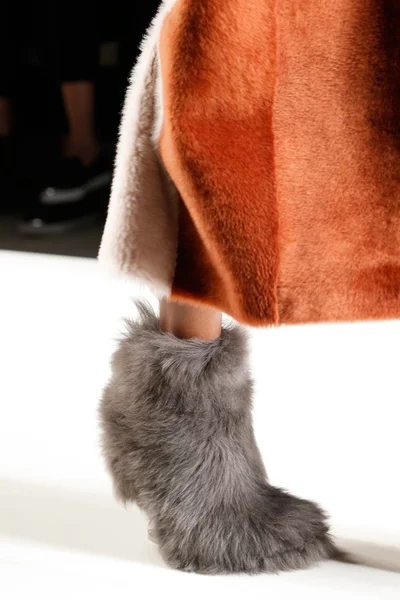 Look 35